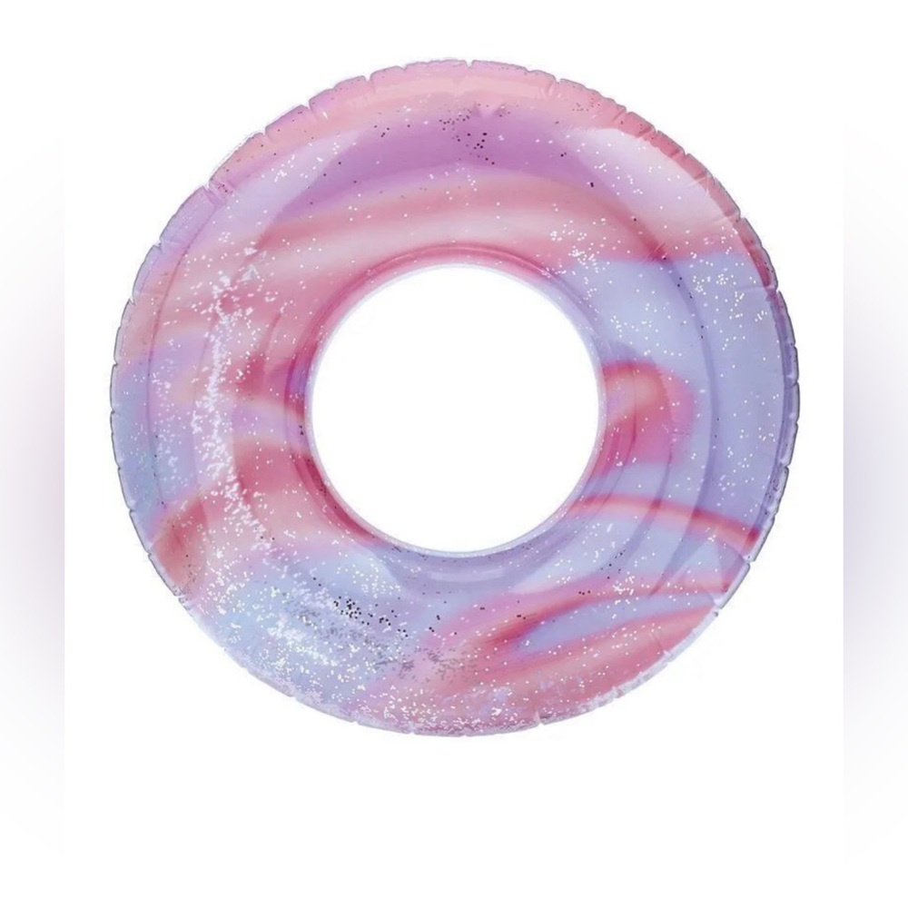 Ulta pool float